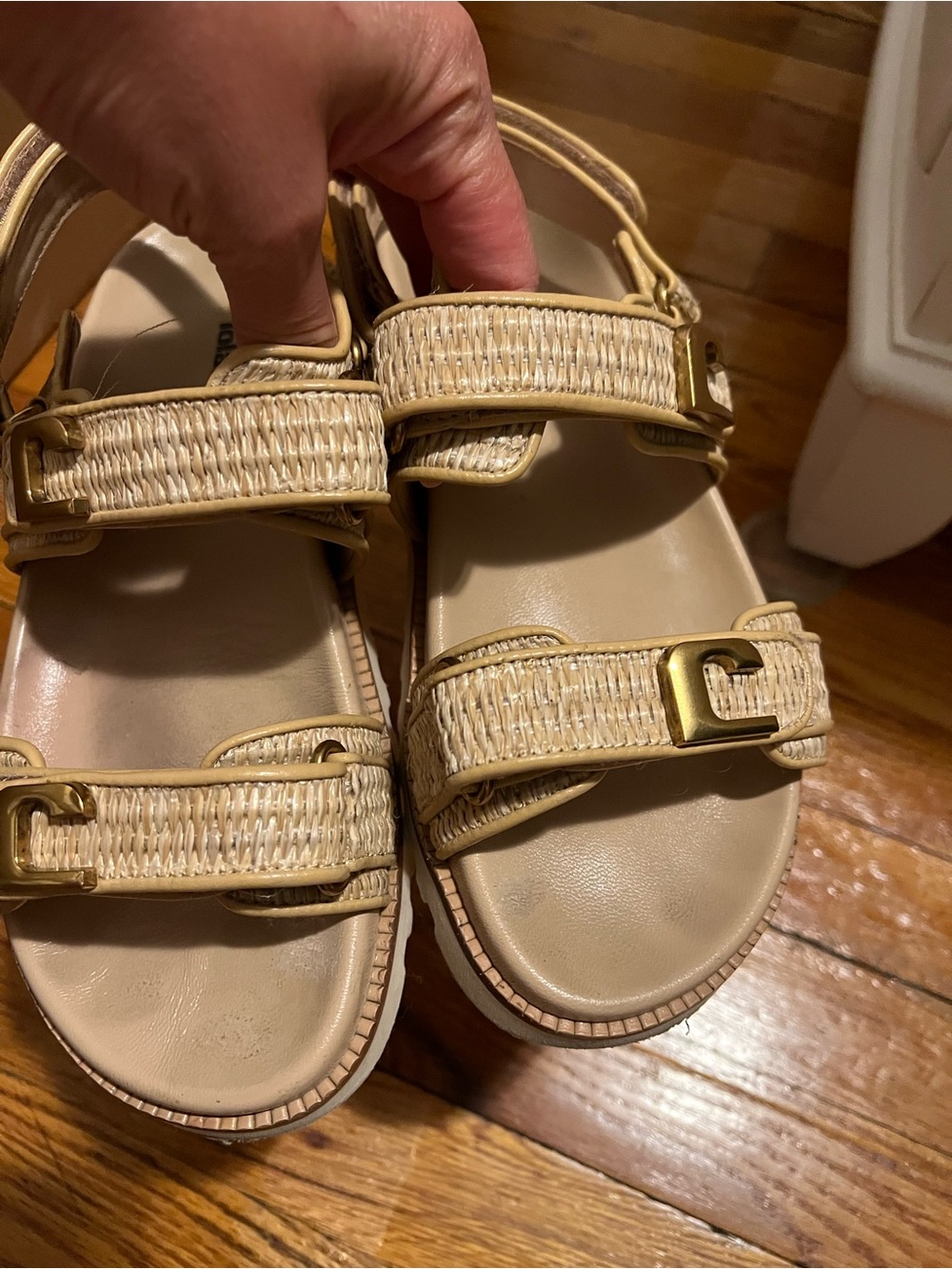 Women's Tan Woven Buckle Sandals - Lightweight Everyday Style